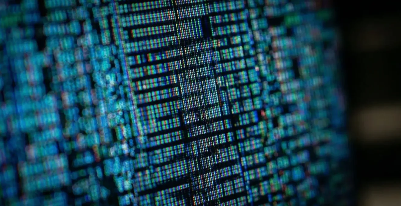 Écran d'ordinateur montrant des graphiques et indicateurs de performance commerciale